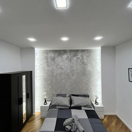 Dream House Apartment Napoli Bagian luar foto