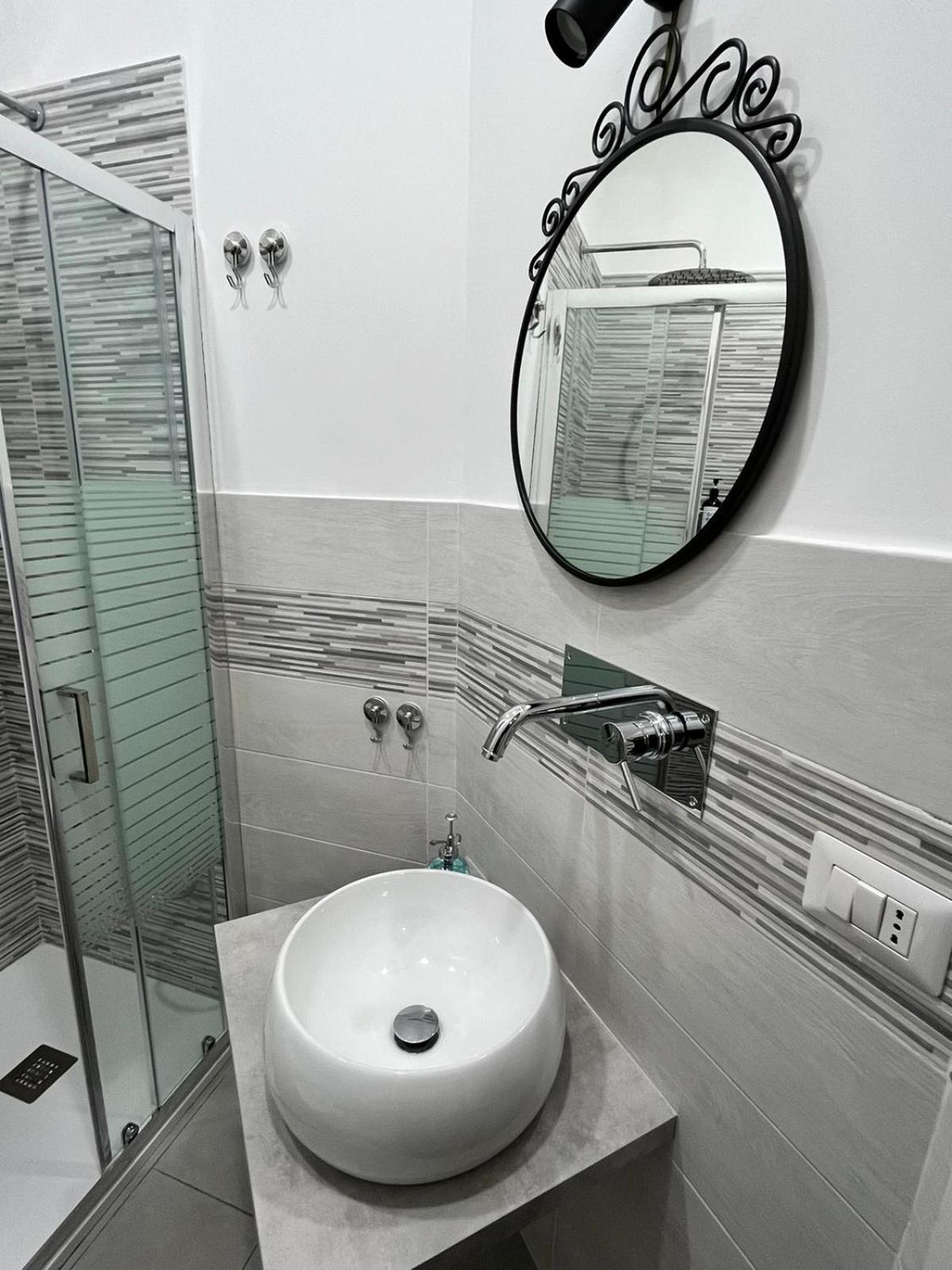 Dream House Apartment Napoli Bagian luar foto