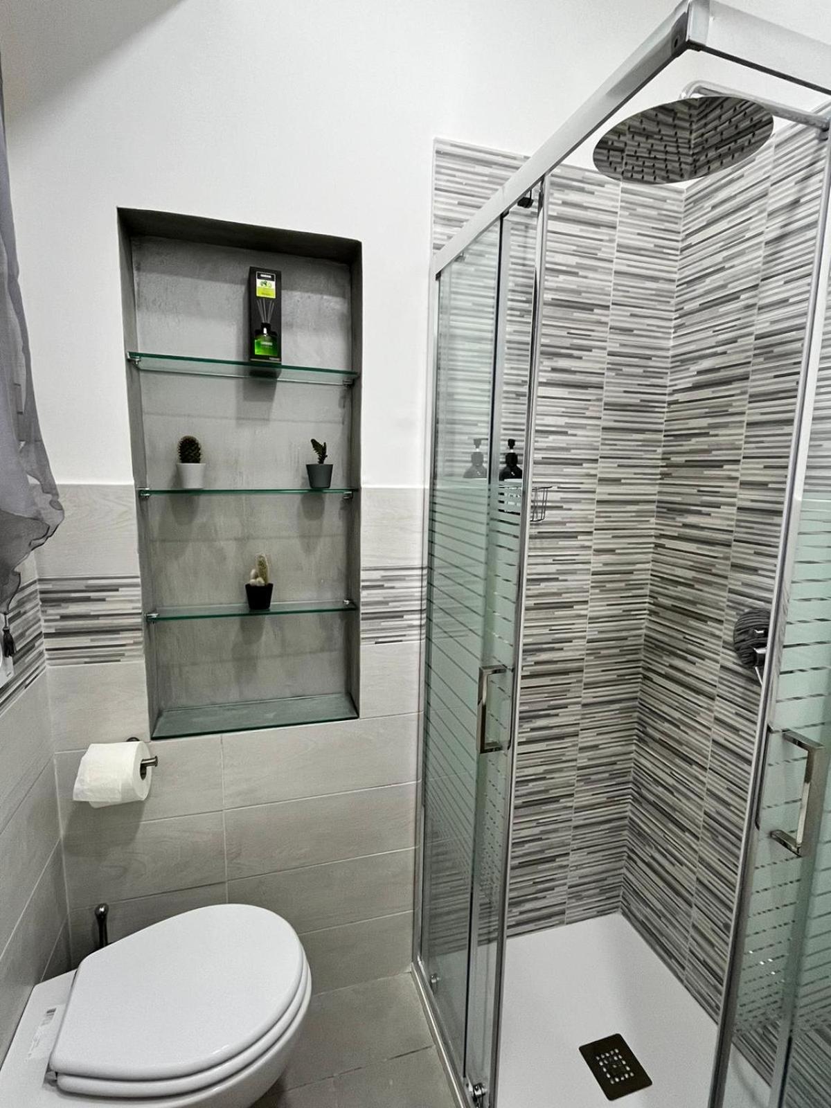 Dream House Apartment Napoli Bagian luar foto
